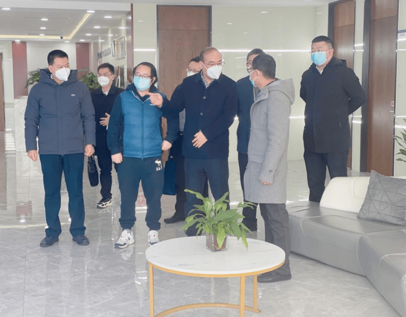 厚植人才沃土 加快推进发展——市委常委、秘书长张立军莅临太阳成集团官网